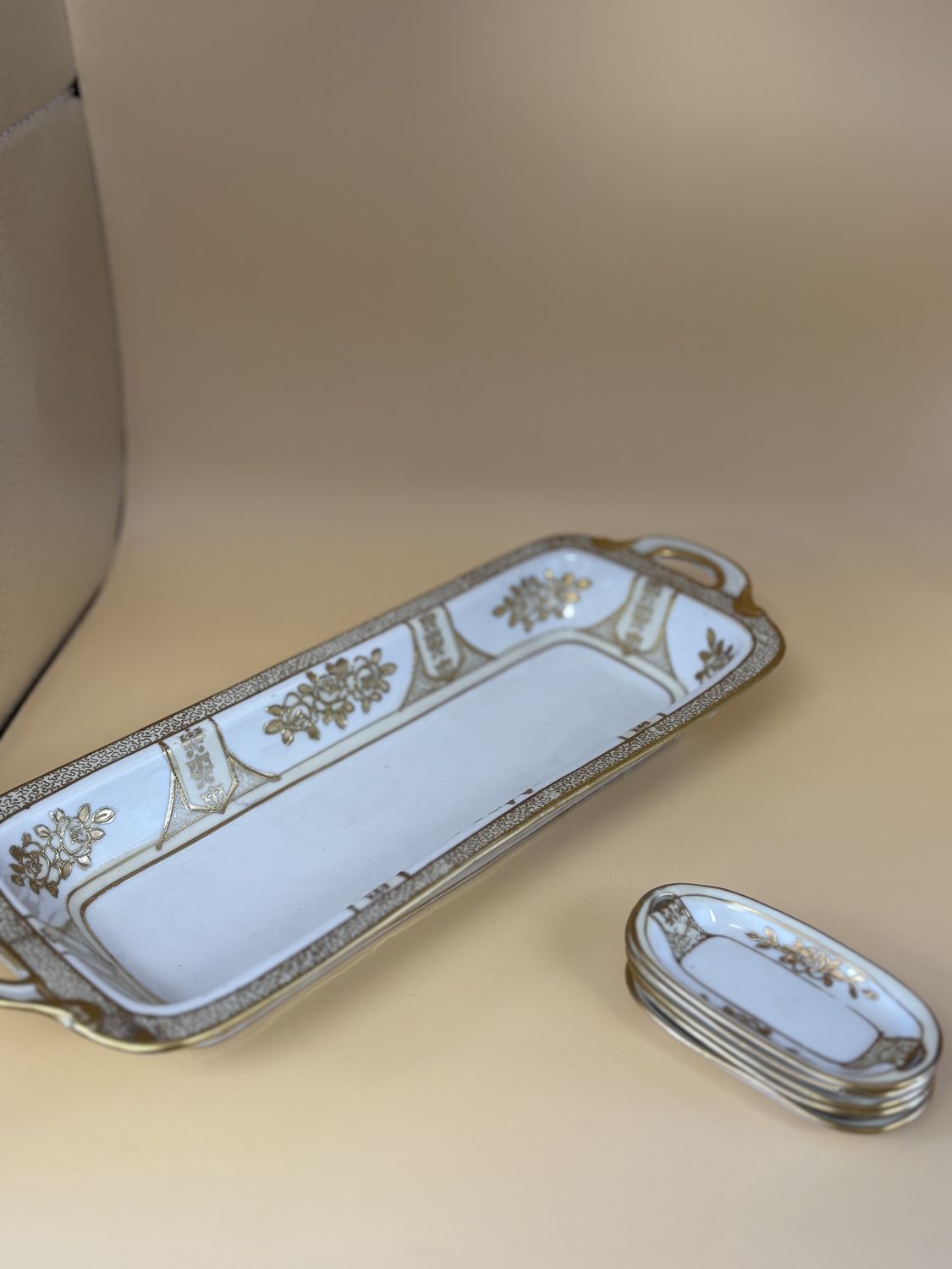 Porcelain. Japan. Noritake. Sushi Tray w/5 Tea Bag Holders. White w/Gold Floral Design (Set of 6 Pieces)