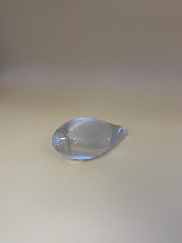 Crystal. Norway. Etched Seal w/Flat Belly. 3.5&quot;L