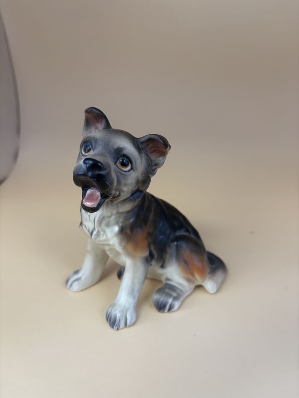 Figurine. Japan. Lefton. Porcelain Sitting Shepherd Dog. Black &amp; Brown. 4&quot;H