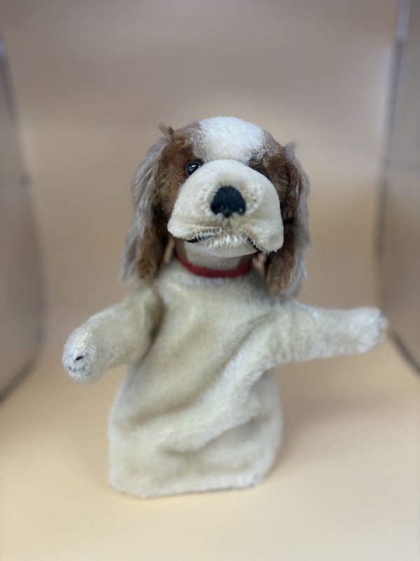 Puppet. Germany. Steiff. Hand Puppet. Dog. Cocker Spaniel. Beige &amp; Brown Spot on Back
