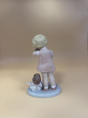 Figurine. USA. Bessie Pease Gutmann. Love is Blind. 5''H.