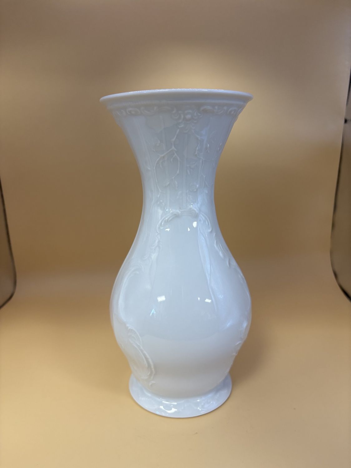 Porcelain. Germany. Rosenthal Group. Vase. Rose Collection. White. 8&#39;&#39;H.