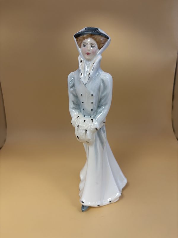 Figurine. England. Royal Doulton Four Seasons Collection. Set of 4 Ladies in Dresses &amp; Hats. 8-8.5&#39;&#39;H
