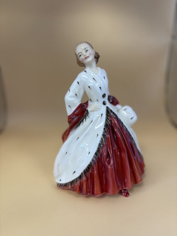 Figurine. England. Royal Doulton. The Ermine Court. 7.5&#39;&#39;H.