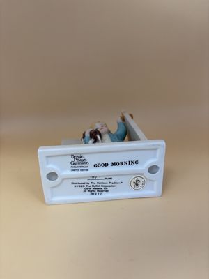 Figurine. USA. Bessie Pease Gutmann. Good Morning. Limited Edition. 5''H