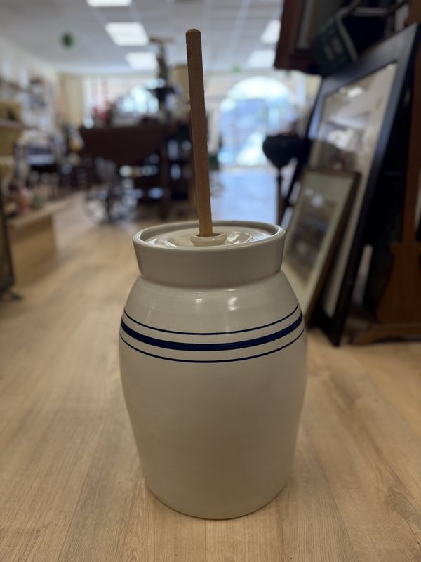 Kitchen Misc. USA. Butter Churn. Ceramic. Blue and Beige. 25.5&quot;H