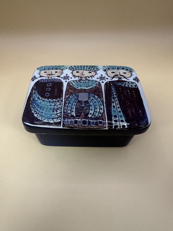 Porcelain. Denmark. Royal Copenhagen. Three Wise Men Box. 5&quot;W