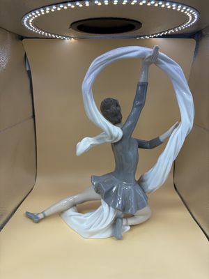 Figurine. Spain. Lladro. Dancer with Veil.