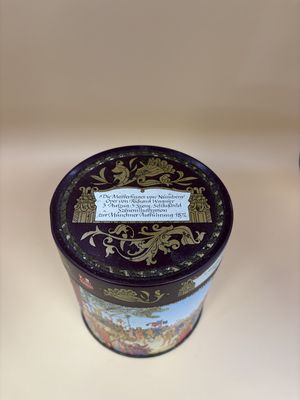 Kitchen Misc. Germany. E Otto Schmidt. Gingerbread Cookie Tin. German Theater Scene. 4.75''H