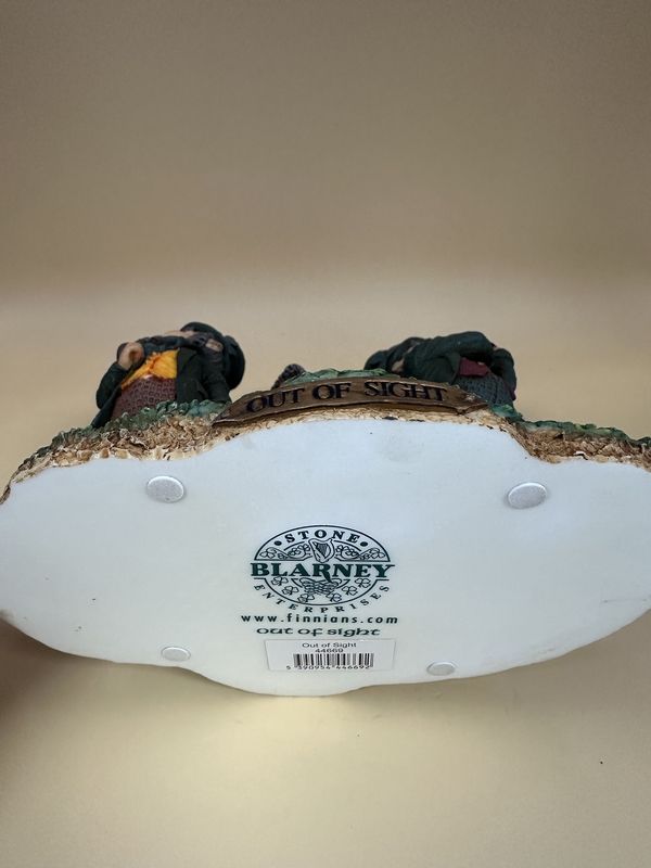 Decor. Ireland. Blarney Stone Enterprises. "Out of Sight". 3 Leprechauns Playing Golf. 6"W