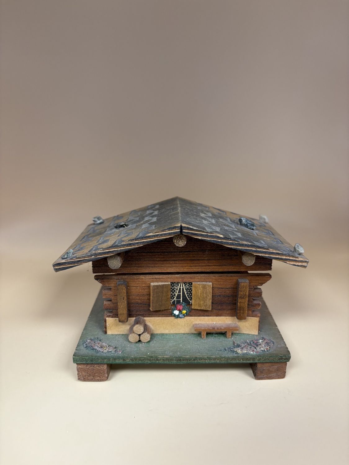 Jewelry/Music Box. Switzerland. JEC. Swiss Chalet Music Box. Plays Les Enfants du Piree. 5&quot;W