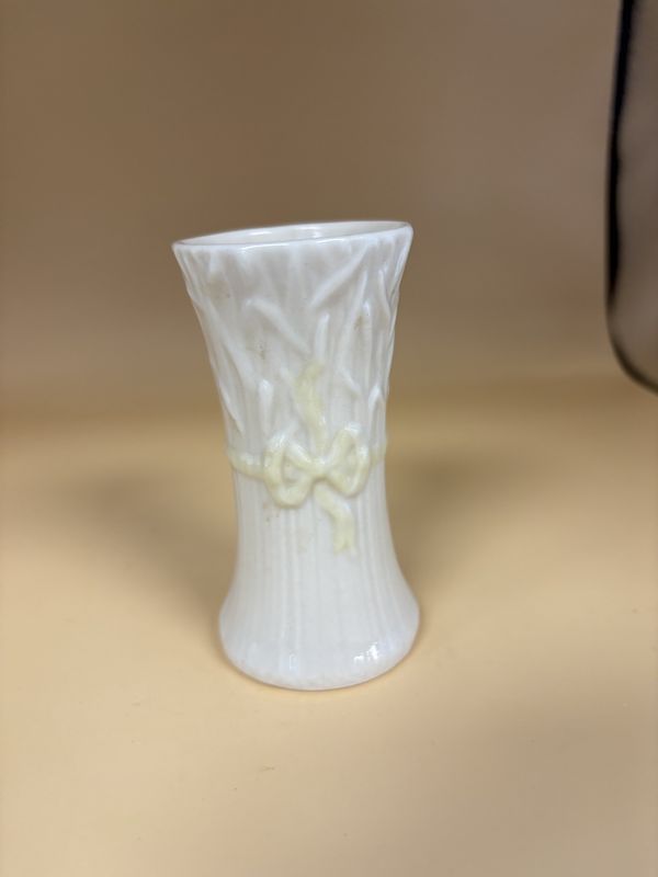 Porcelain. Ireland. Belleek. Typha Spill Vase. Yellow Bow. White Interior. 4&quot;H [6th Mark/3rd Green: 1965-1980]