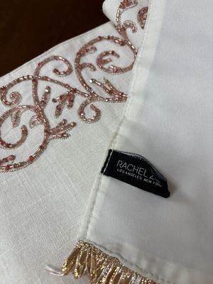 Housewares. USA. Rachel Zoe. Runner. Pink &amp; White w/Pink Beading. 16"W x 72"L