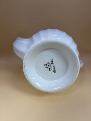 Ceramic. England.  J &amp; G Meakin. Tall White Coffee Pot. 8.5"H