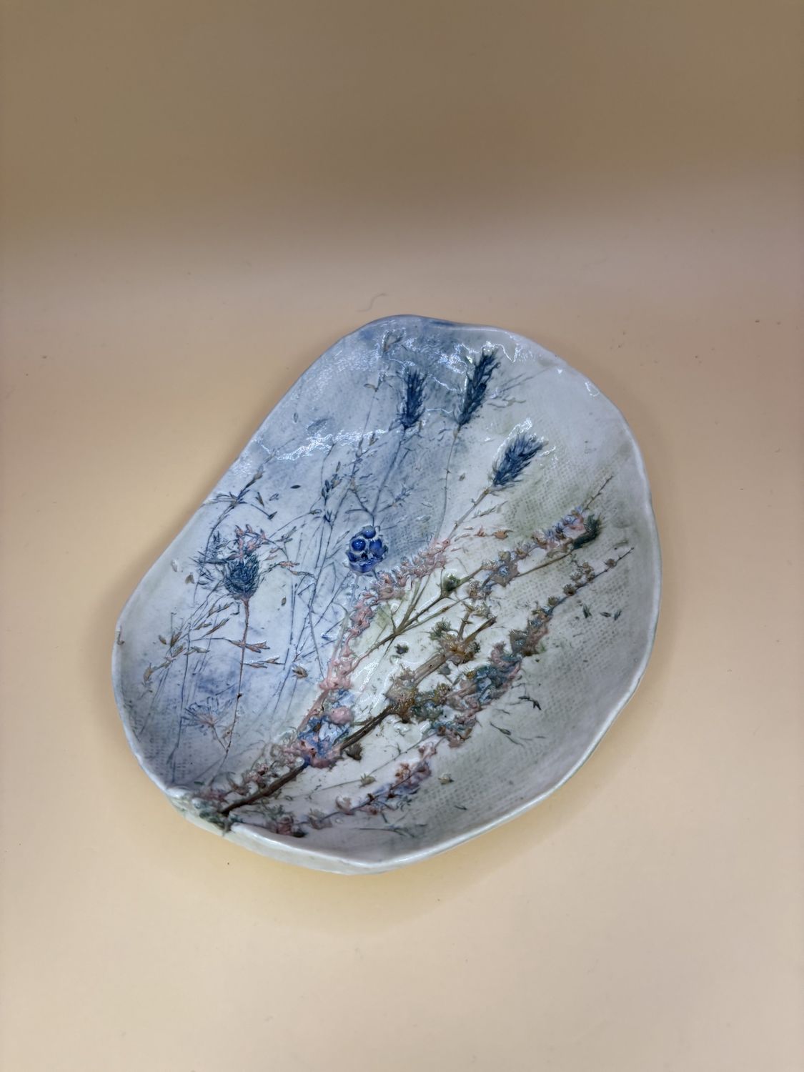 Ceramic. USA. Handmade Trinket Dish w/Embossed Wildflowers. Blue, Green, &amp; Pink. 6.25&#39;&#39;L