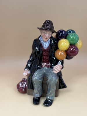Figurine. England. Royal Doulton. Porcelain. Old Balloon Seller. Male. 8"H