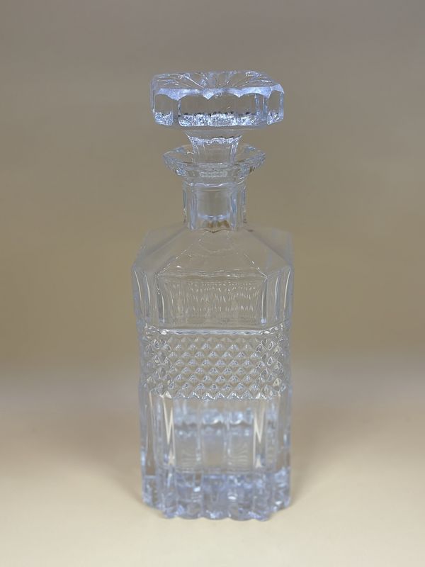 Crystal. Ireland. Waterford Lismore Square Decanter w/Stopper. 26oz. 9.75&quot;H