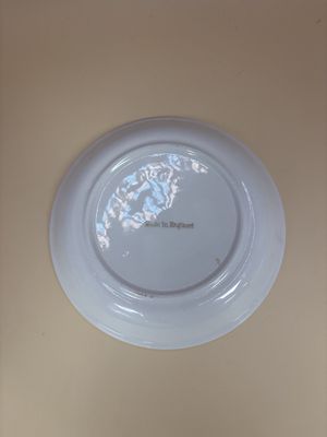 Ceramic. England.  Small Trinket Dish. "Newfoundland". 5.5"W