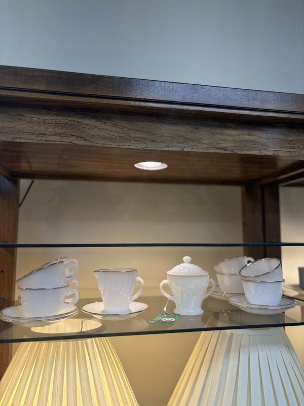 Glass. USA. Anchor Hocking. 20-Piece Tea Set (8 cups, 9 saucers, creamer, &amp; sugar w/lid). Opal Swirl w/Gold Trim.