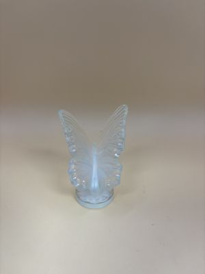 Glass. France. Sabino Art Glass. Opalescent Glass Butterfly (Open Wings). 2.75"H