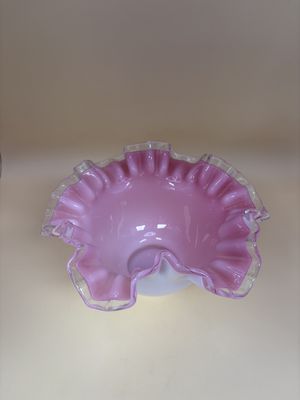 Glass. USA. Fenton. Bowl. Peach Crest Double Crimped. 4"H.