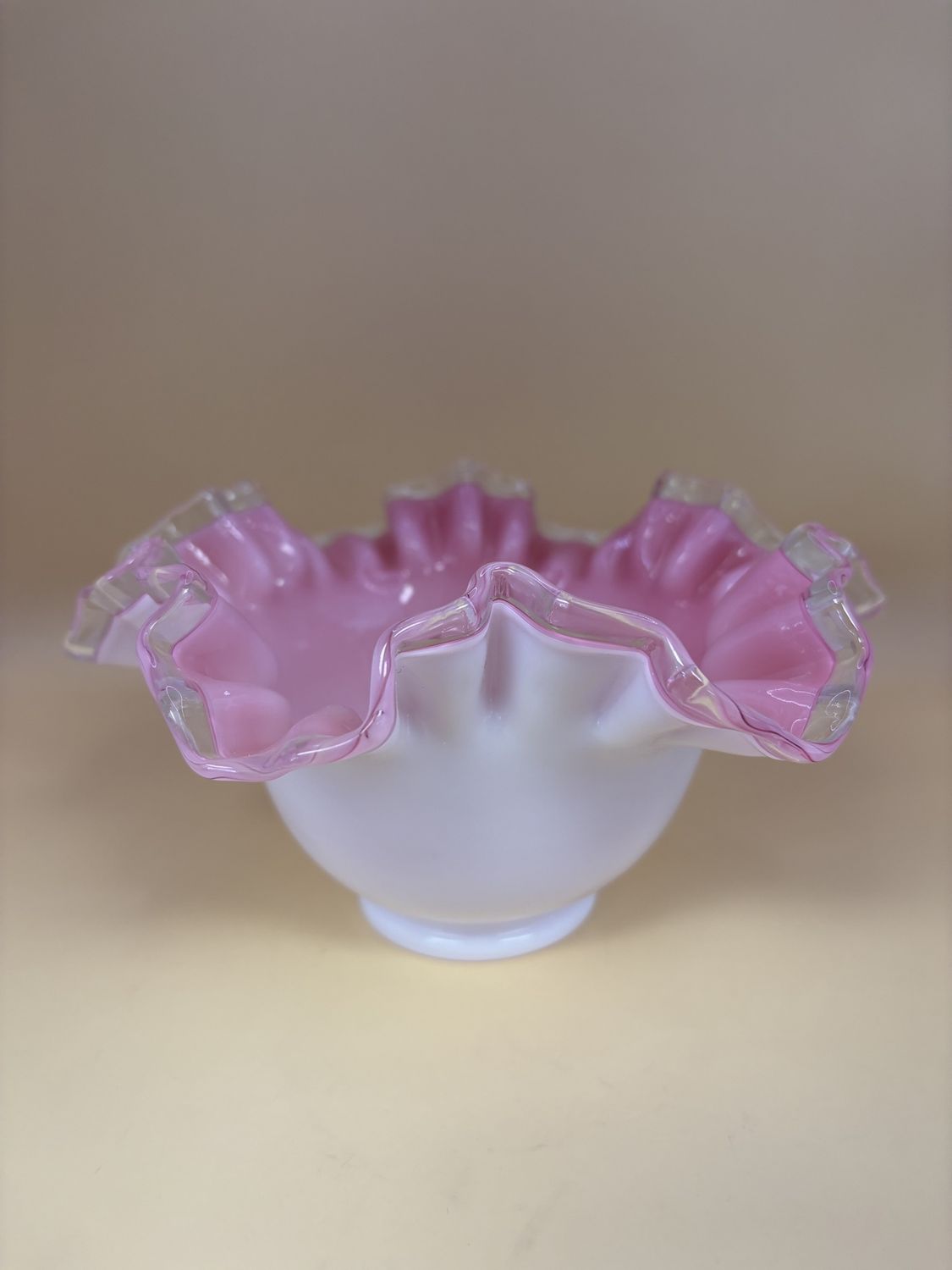 Glass. USA. Fenton. Bowl. Peach Crest Double Crimped. 4&quot;H.