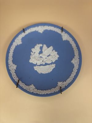Jasperware. England. Wedgwood. Mother Plate. 1980. Pale Blue and White. 6.5"W
