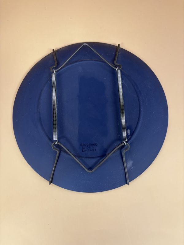 Jasperware. England. Wedgwood. Mother Plate. 1975. Portland Blue and White. 6.5"W