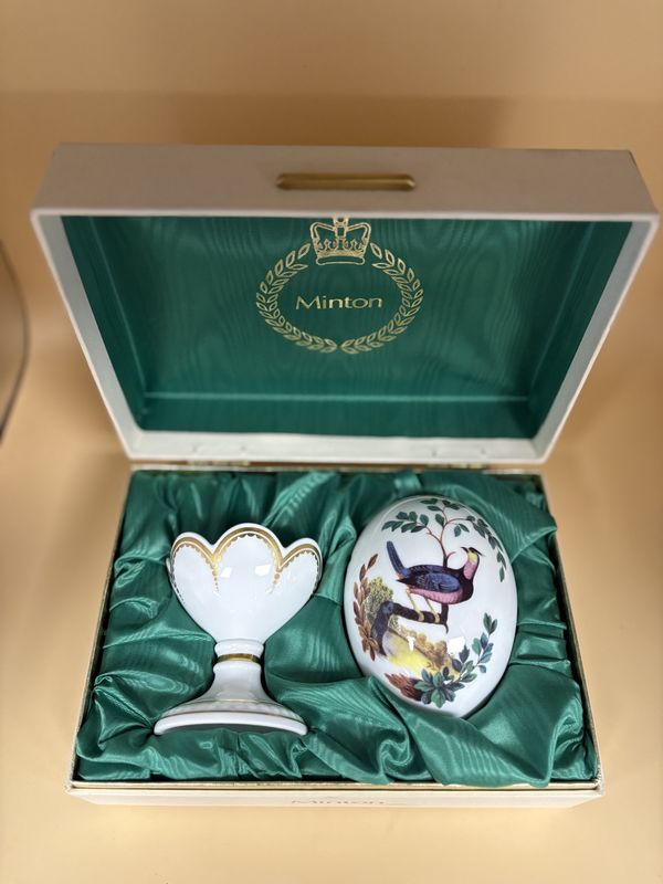 Porcelain. England. Minton. Decorative Egg in Holder. Bird Design, White w/Gold Trim. Original Box w/Green Satin Lining. Stands 5.5&quot;H