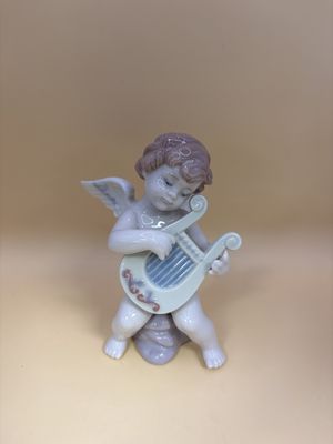 Figurine. Spain. Lladro. #6628 Adiago (Angel with Harp)