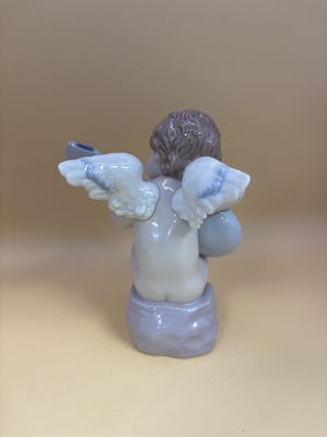 Figurine. Spain. Lladro. #6629 Allegro (Angel with Mandolin)