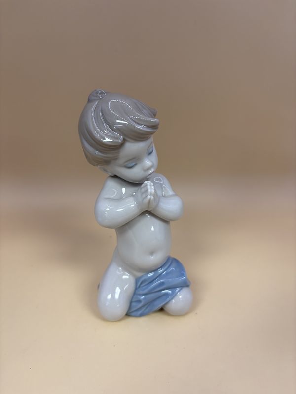 Figurine. Spain. Lladro. #6496. A Child&#39;s Prayer