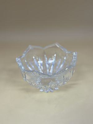 Crystal. Sweden. Orrefors. Bowl. Flower Shape. 4"W