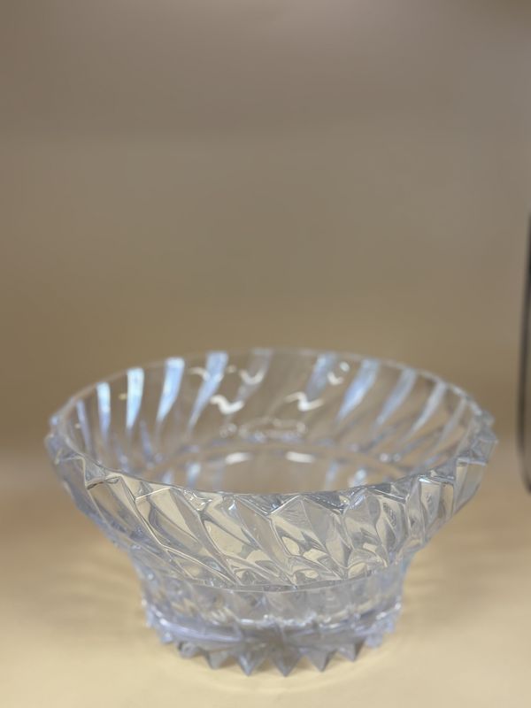 Crystal. France. Mikasa. Bowl. Rainier (circa 1998-2003). Swirl Design. 9&quot;W
