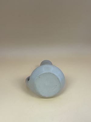 Ceramic. USA. Pfaltzgraff. Candlestick Holder w/Handle. Taupe w/Blue Flowers. 4.25"H