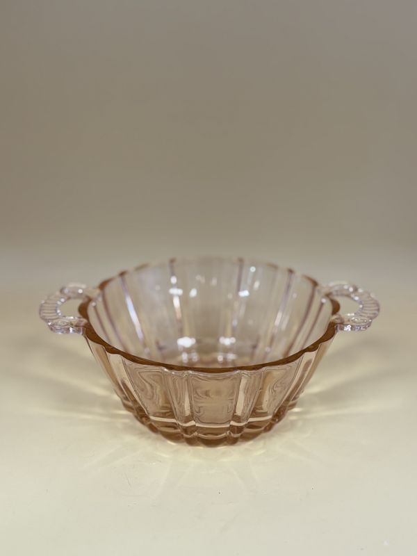 Glass. USA. Anchor Hocking. Vintage Small Bowl w/2 Handles. &quot;Old Cafe&quot;. Pink. 7&quot;W