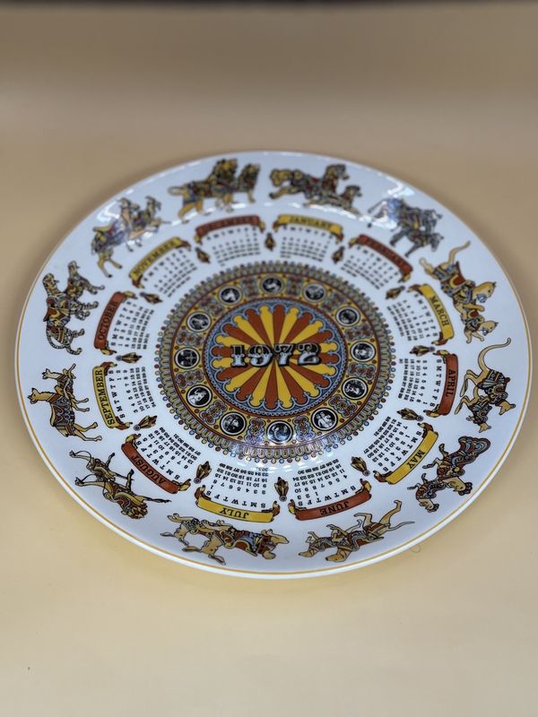 Ceramic. England. Wedgwood. 1972 Annual Plate in Box. Merry-Go-Round. 10&quot;W