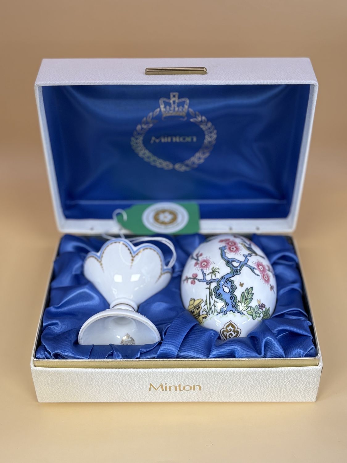 Porcelain.England. Minton. Limited Edition Decorative Egg in Holder. &quot;The Emperor&#39;s Garden&quot;. White w/Light Blue Trim. Original Box w/Blue Satin Lining. Stands 5.5&quot;H