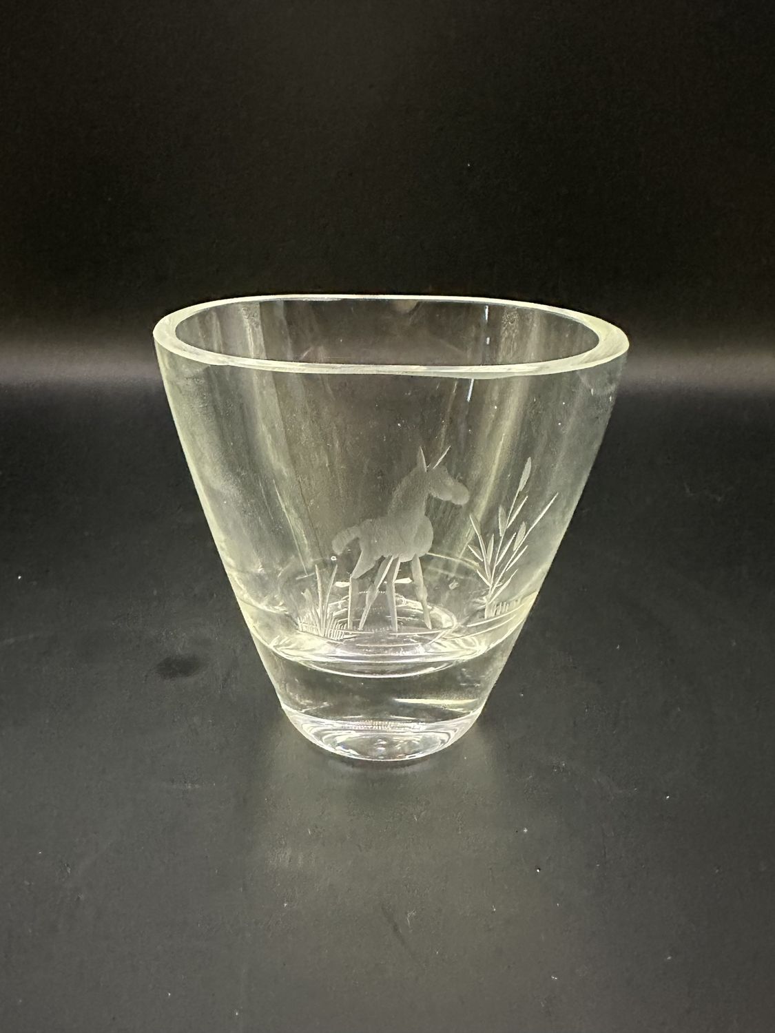 Crystal. Sweden. Maleras. Vase w/Horse Etching. 3.5&#39;&#39;L x 3.25&#39;&#39;H