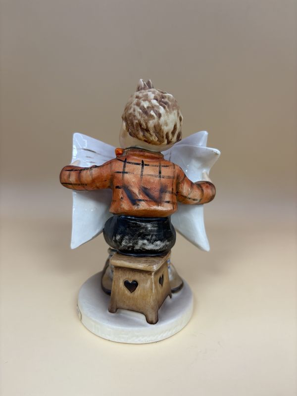 Figurine. Germany. Hummel. #184 "Latest News" (in German). TMK 3 (1960-1972). 5.25"H