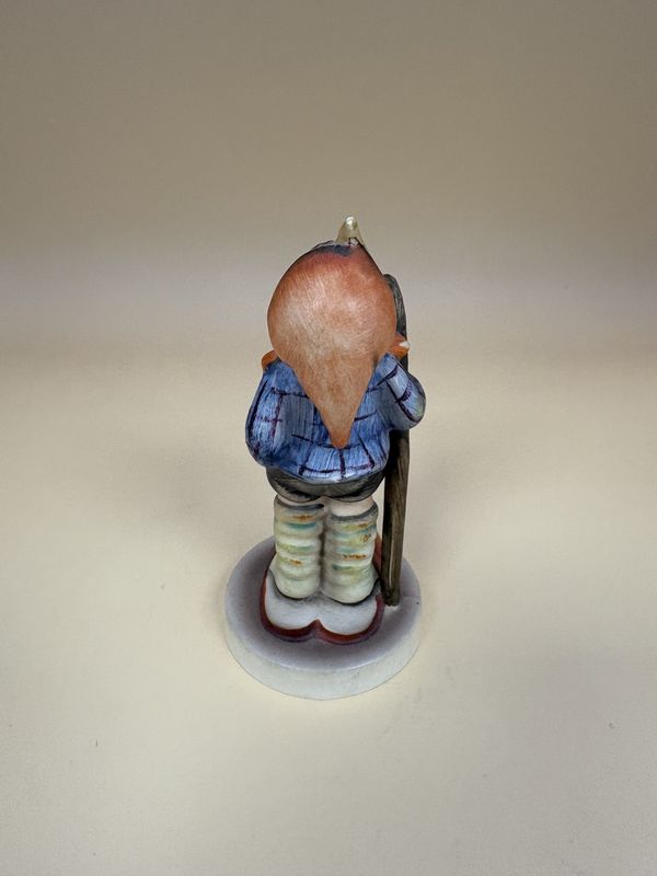 Figurine. Germany. Hummel. #16/1 "Little Hiker". TMK 3SS (1960-1972). 4.25"H
