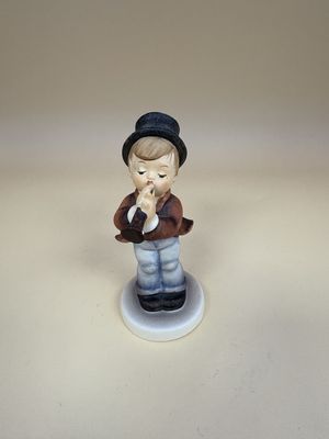 Figurine. Germany. Hummel. #85 4/0 "Serenade". TMK 6 (1979-1991). 2.8"H