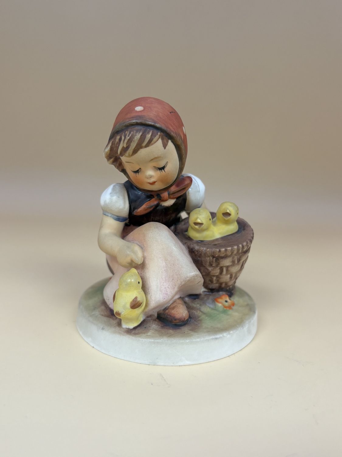 Figurine. Germany. Hummel. #57/0 &quot;Chick Girl&quot; TMK 3LS (1957-1963) 3.5&quot;H