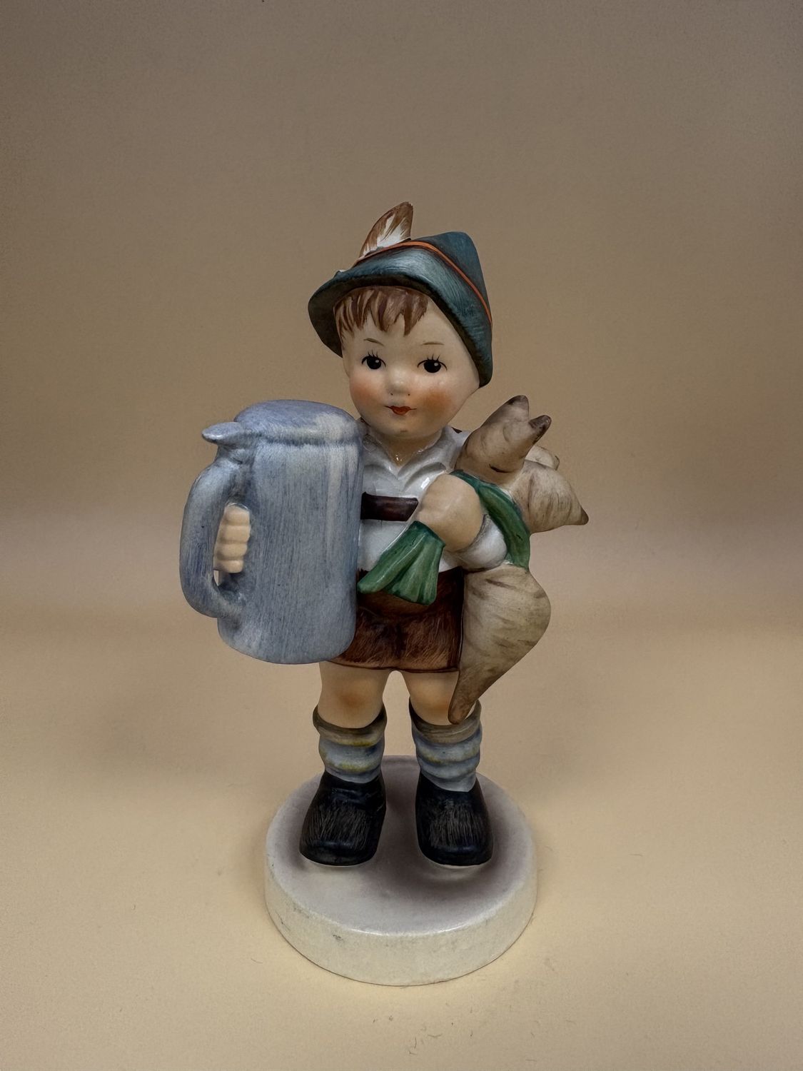 Figurine. Germany. Hummel. #87 &quot;For Father&quot;. TMK 3SS (1960-1972) 5.75&quot;H