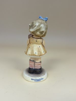 Figurine. Germany. Hummel. #204 9/A  "My Cuddly". TMK 7 (1991-2000).  3.5"H