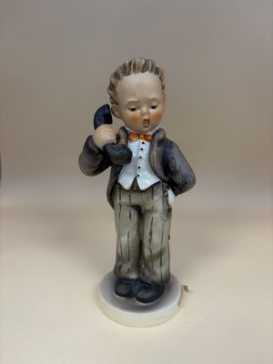 Figurine. German. Hummel. #24/0 "Hello". TMK 3SS (1960-1972). 6"H