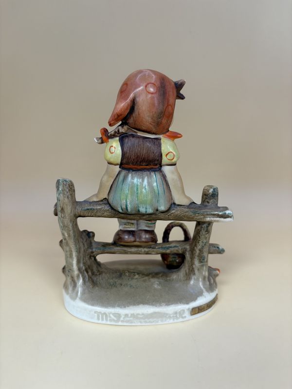 Figurine. Germany. Hummel. #112/1 "Just Resting". TMK 2 (1950-1959). 5"H