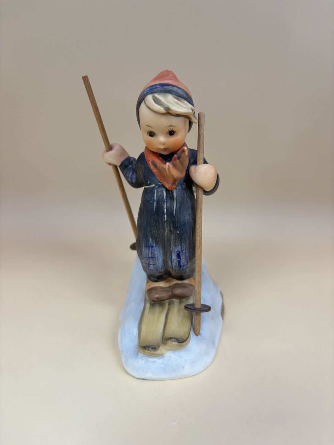 Figurine. German. Hummel. #59 &quot;Skier&quot;. TMK 3SS (1960-1972). 5&quot;H
