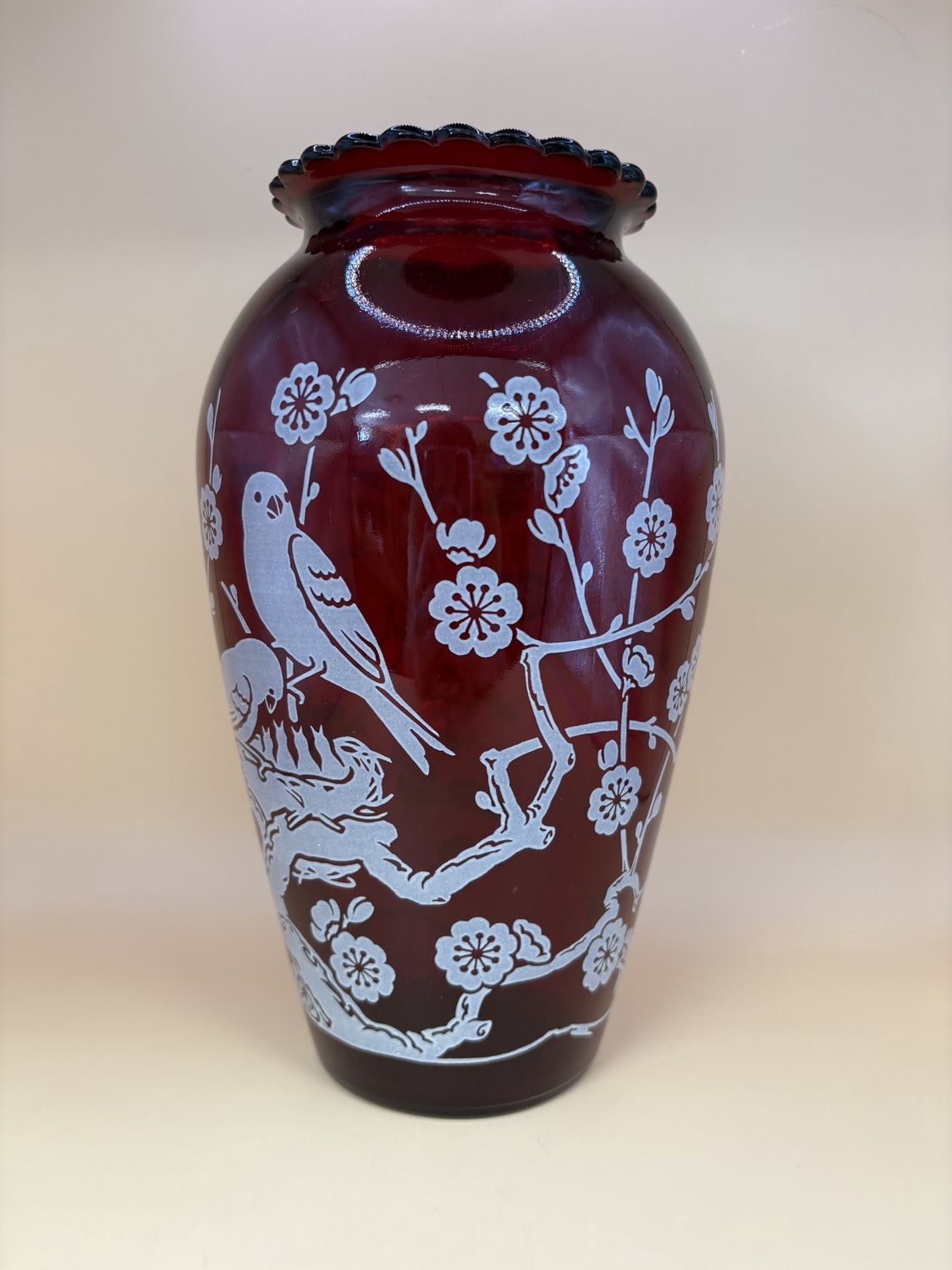 Glass. USA. Vintage Anchor Hocking. Ruby Red Vase w/White Birds &amp; Flowers. 9&quot;H