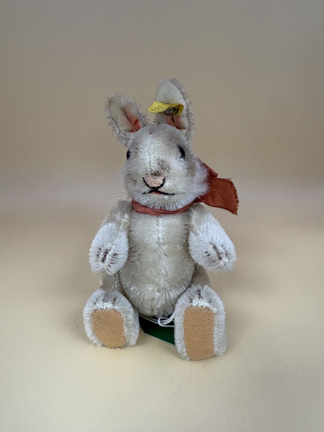 Plush. Germany. Steiff. Rabbit. Vintage. Mohair w/ Orange Bow, Sitting Upright. 4&#39;&#39;H
